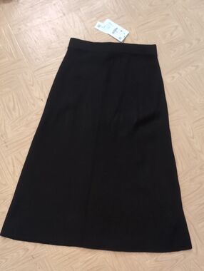 🍁Zara Black Long Skirt